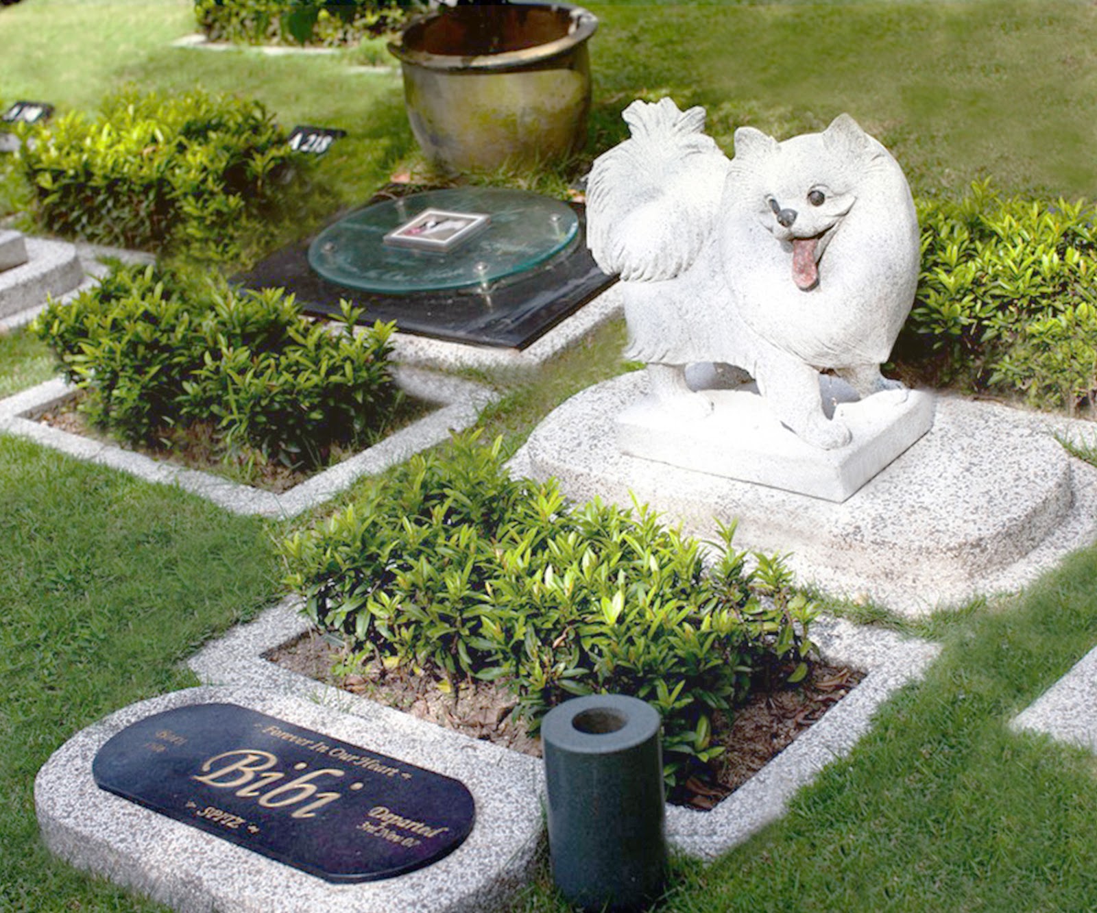 Pet Memorial (9)